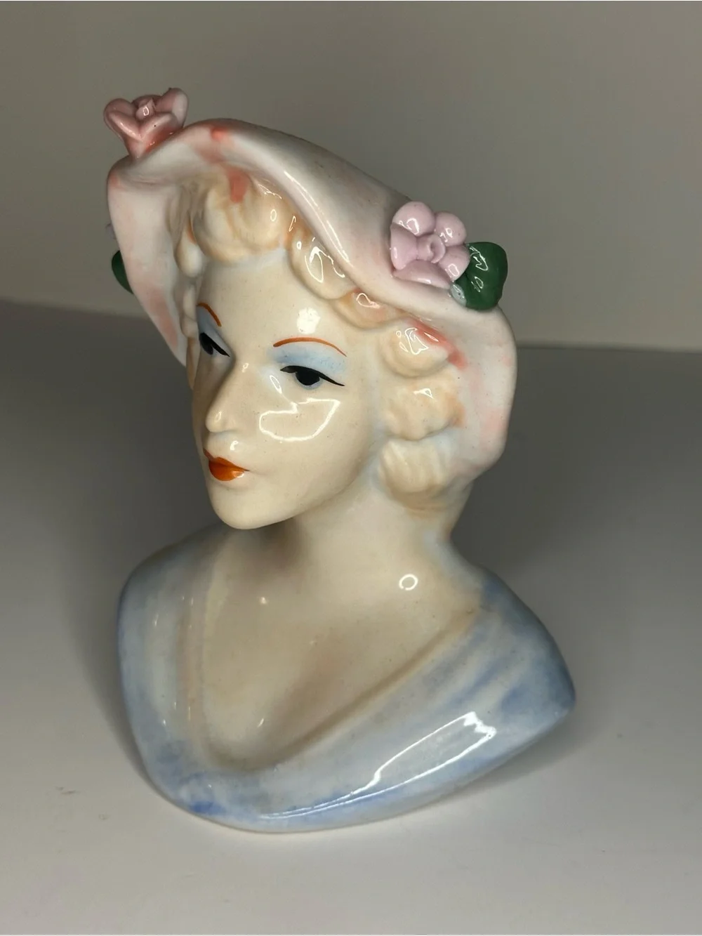 Vintage MCM Porcelain Glamour Girl Head Vase Pink Floral Hat Blue Dress 1950 NEW